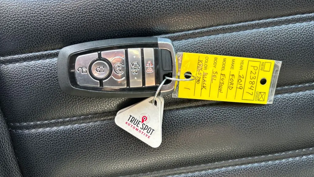 2019 Ford Fusion SEL