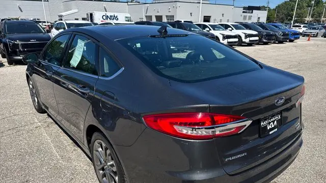 2020 Ford Fusion SEL