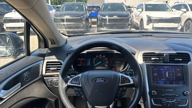 2020 Ford Fusion SEL