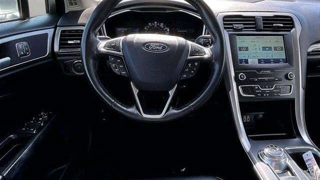 2020 Ford Fusion SEL