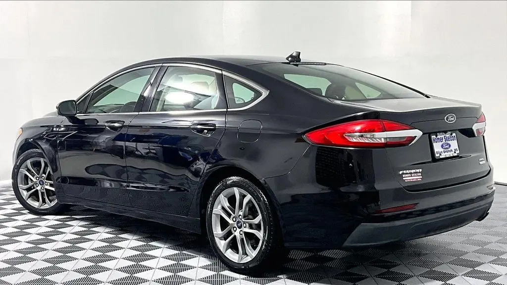 2019 Ford Fusion SEL