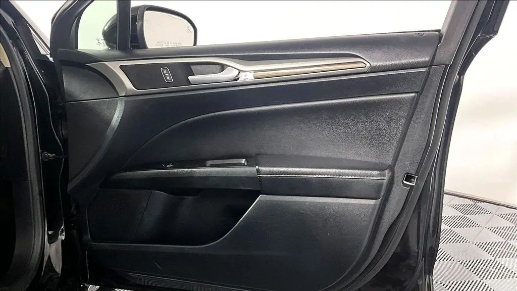 2019 Ford Fusion SEL