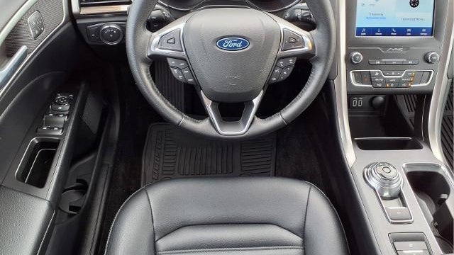 2020 Ford Fusion SEL
