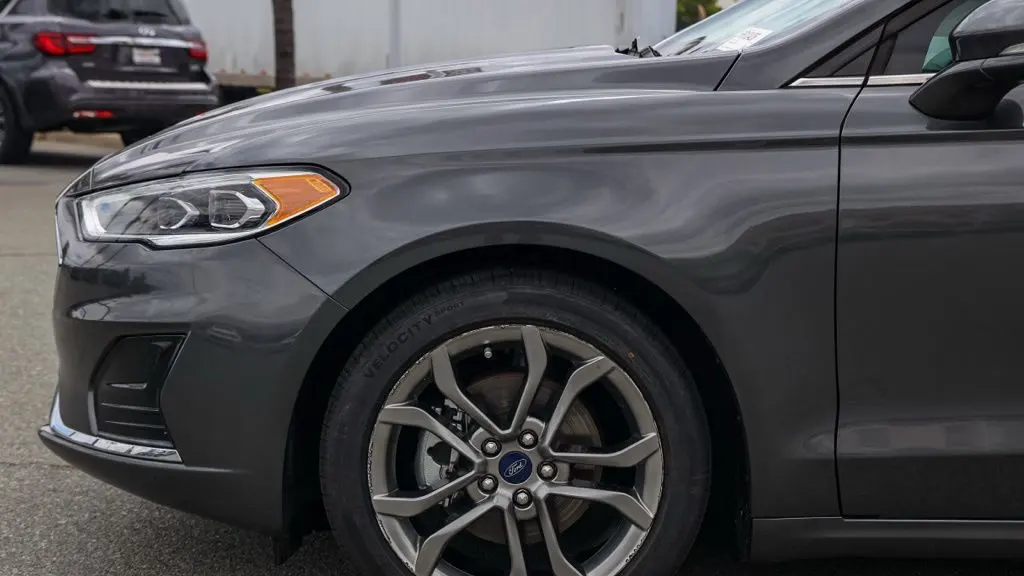 2020 Ford Fusion SEL