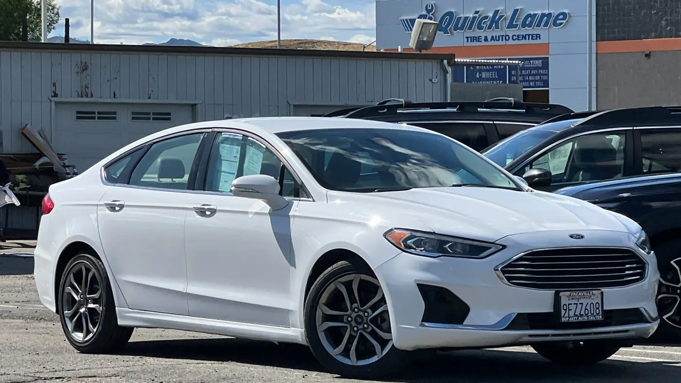2020 Ford Fusion SEL