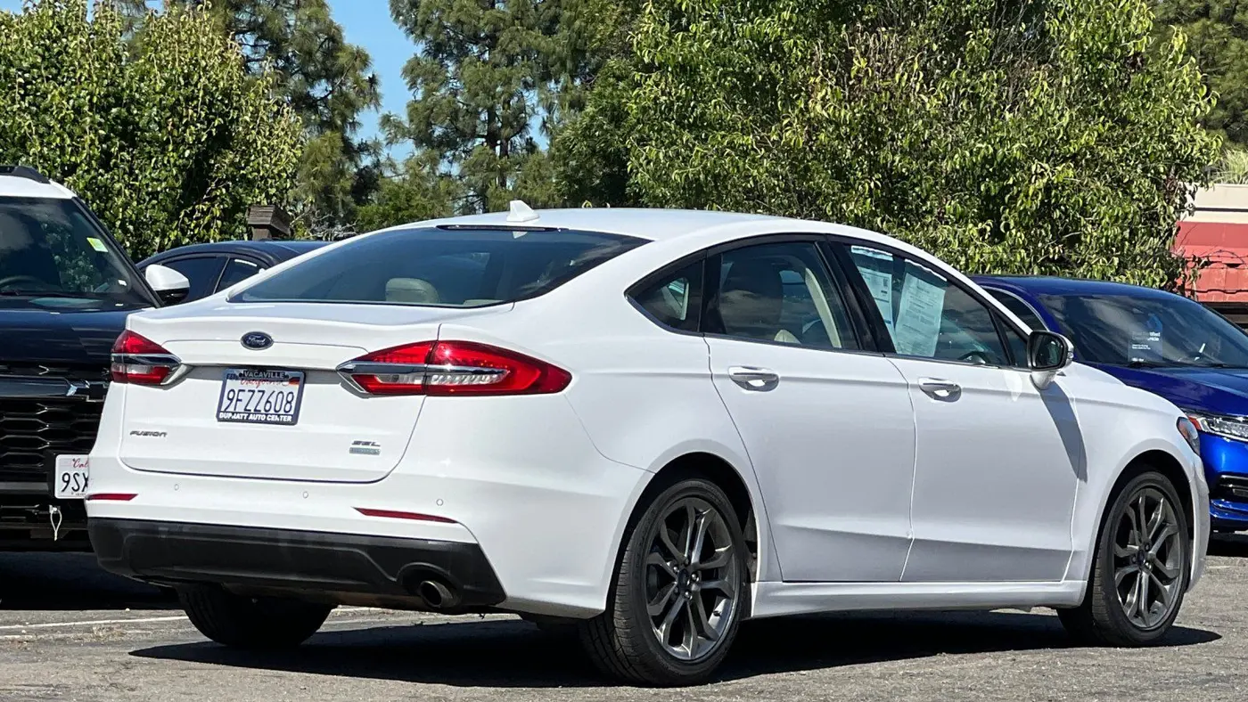 2020 Ford Fusion SEL