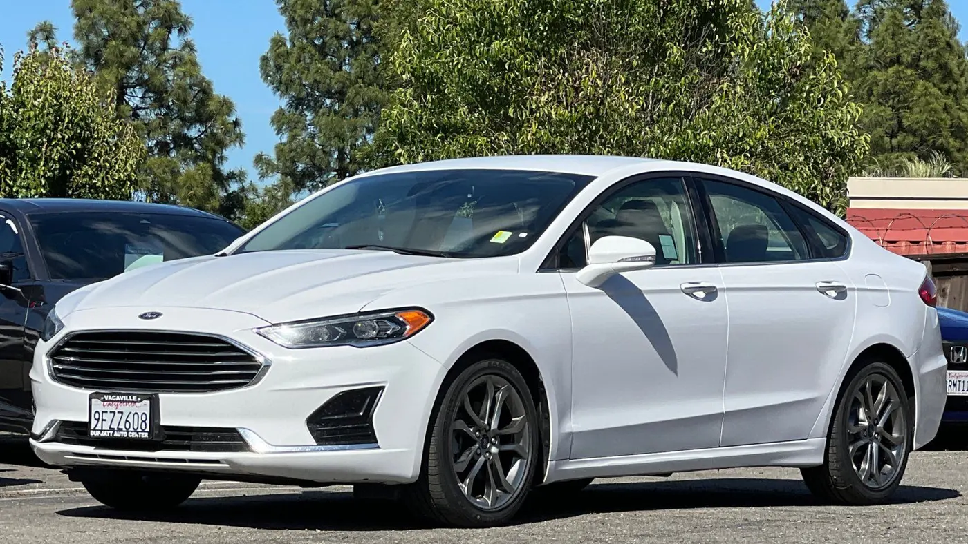 2020 Ford Fusion SEL