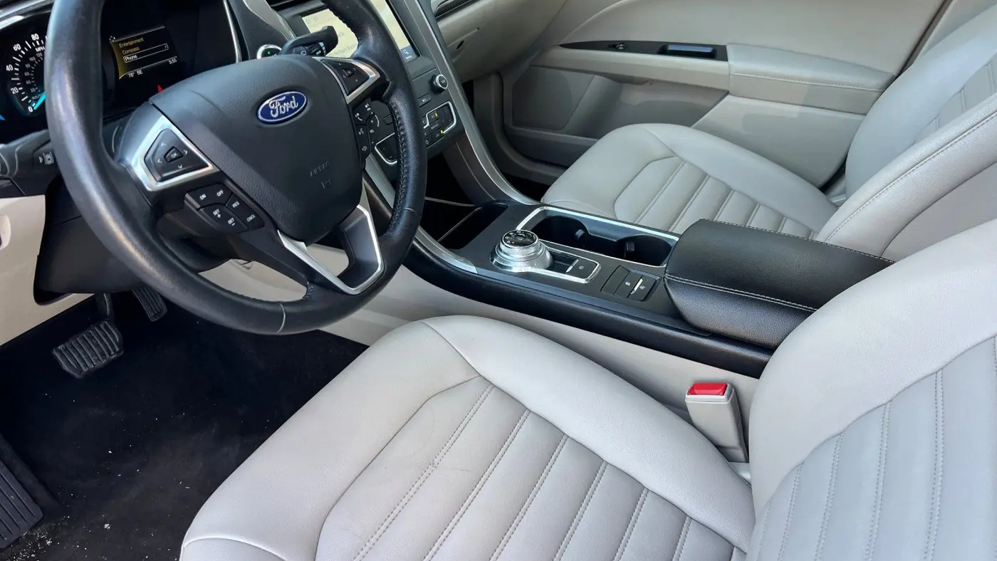 2020 Ford Fusion SEL