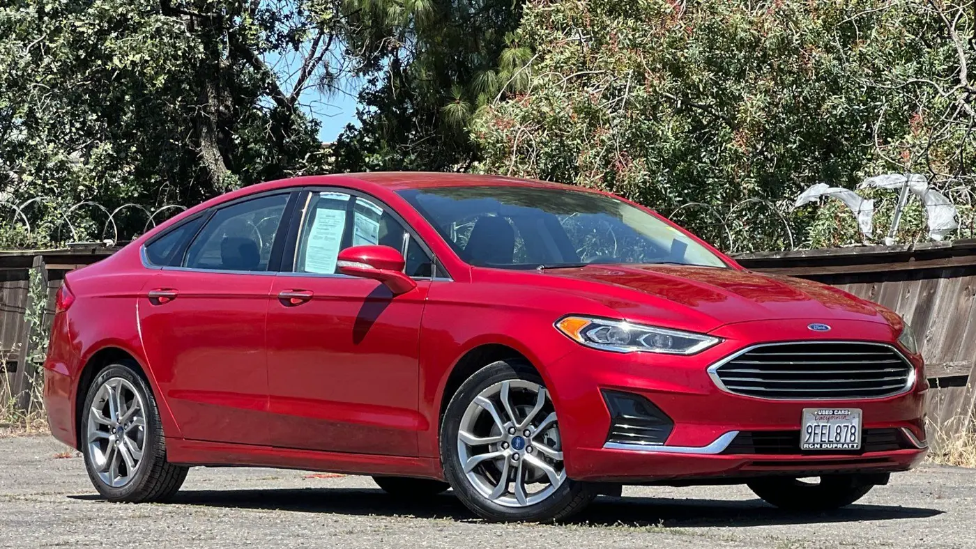 2020 Ford Fusion SEL