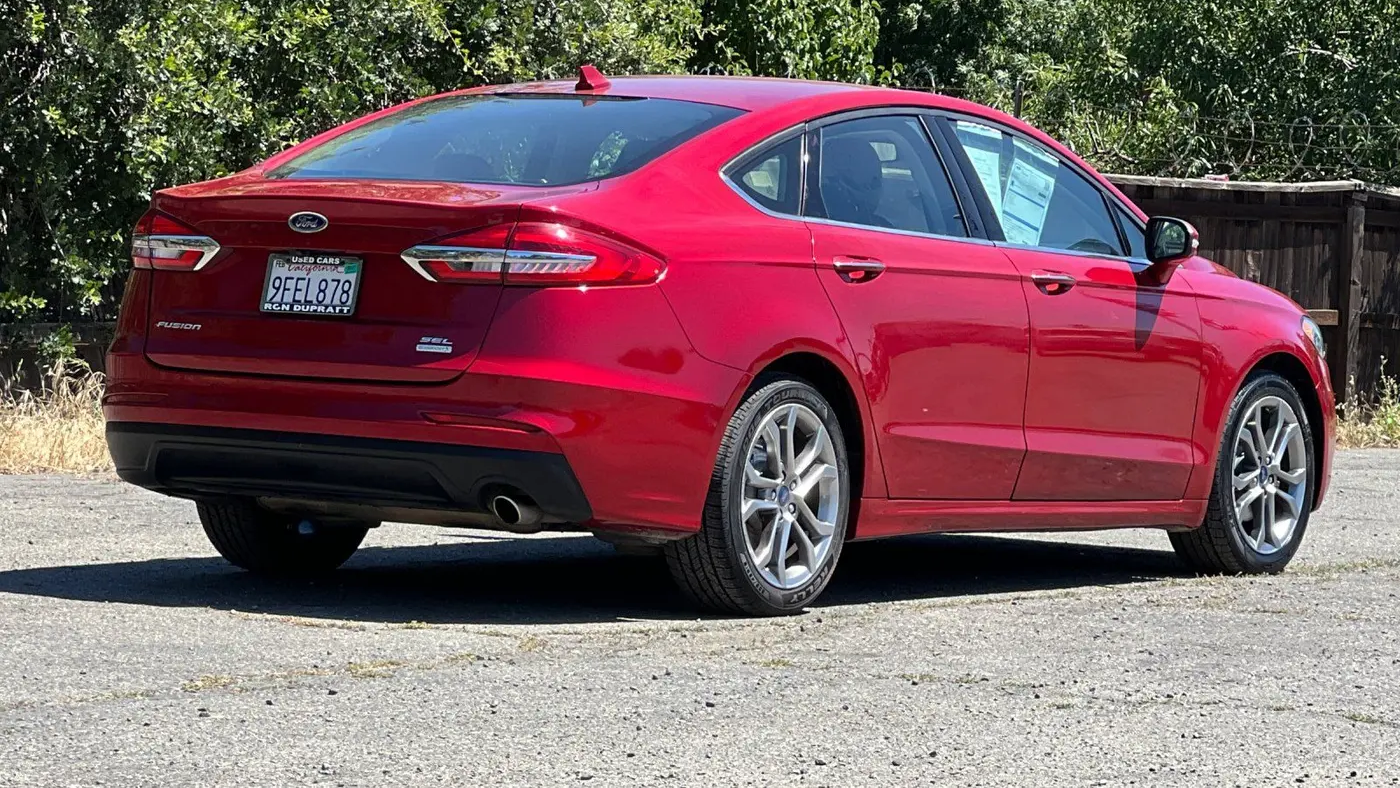 2020 Ford Fusion SEL