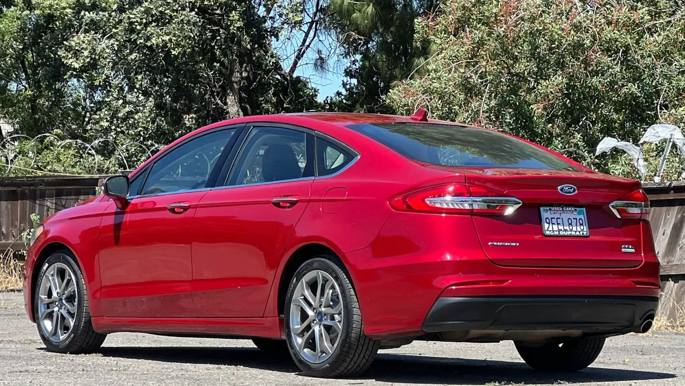 2020 Ford Fusion SEL