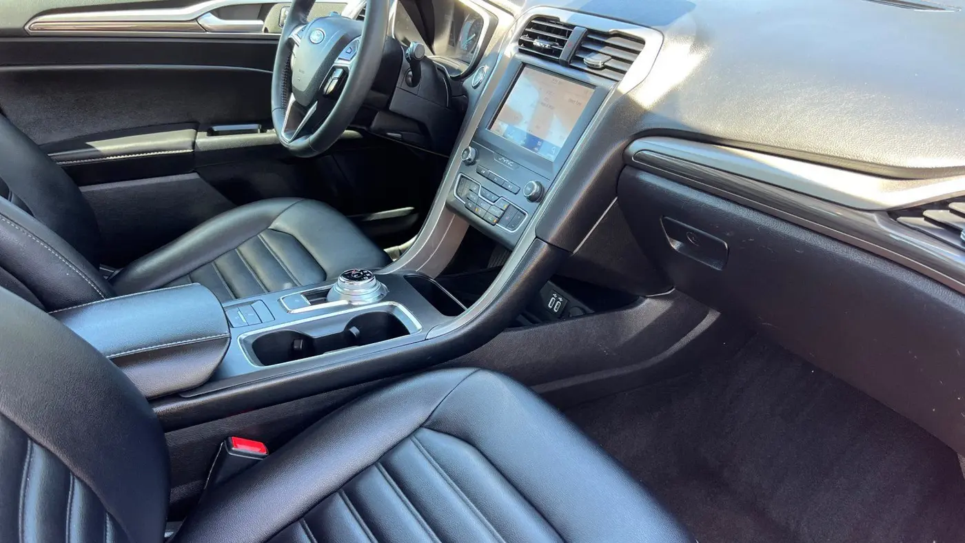 2020 Ford Fusion SEL