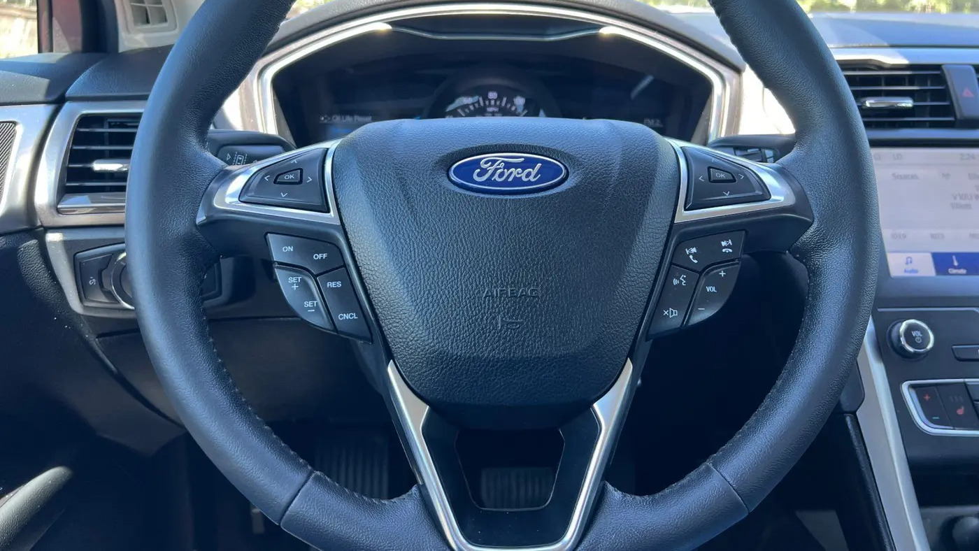 2020 Ford Fusion SEL
