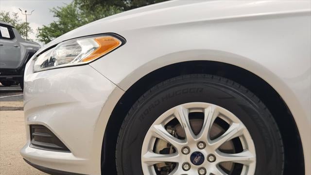 2016 Ford Fusion S