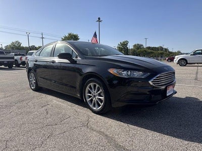 2017 Ford Fusion SE 4DR Sedan