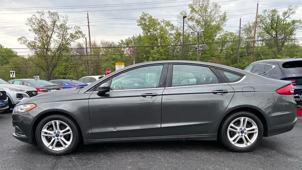 2018 Ford Fusion SE