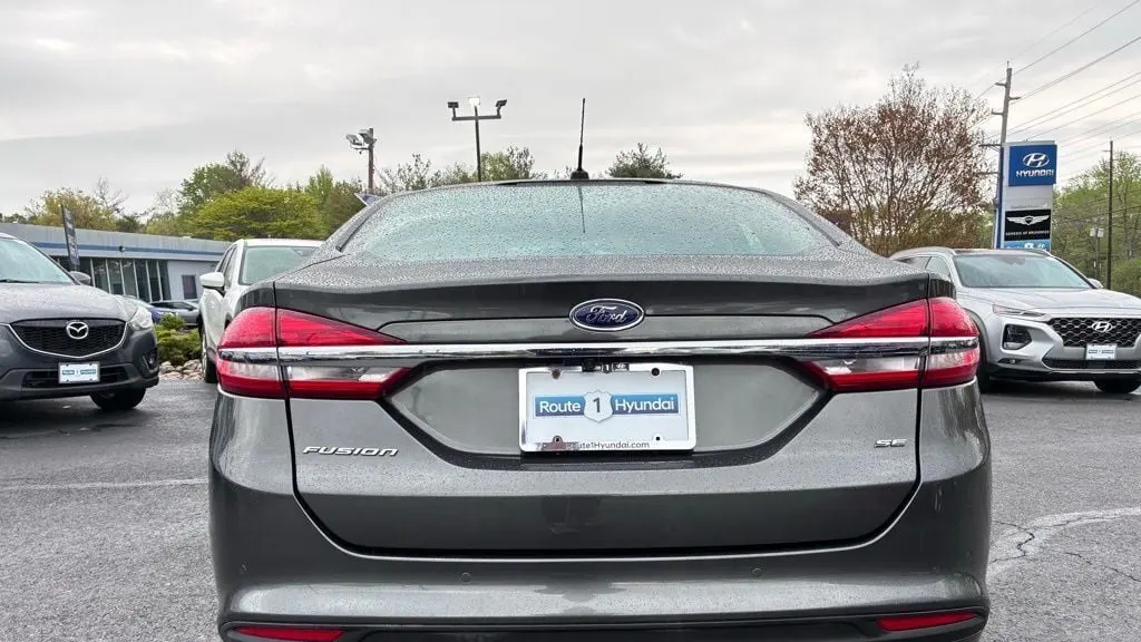 2018 Ford Fusion SE