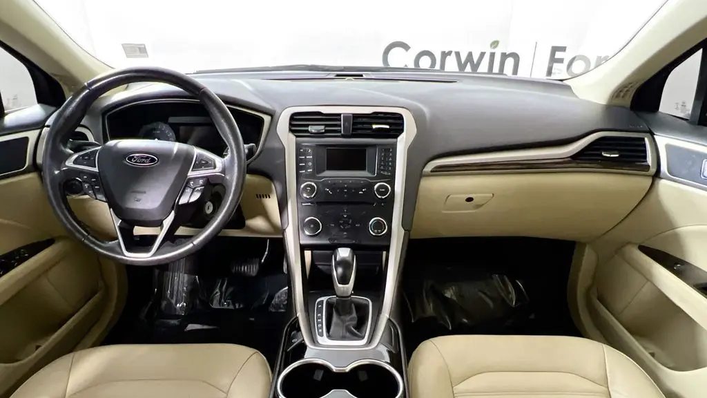 2015 Ford Fusion SE