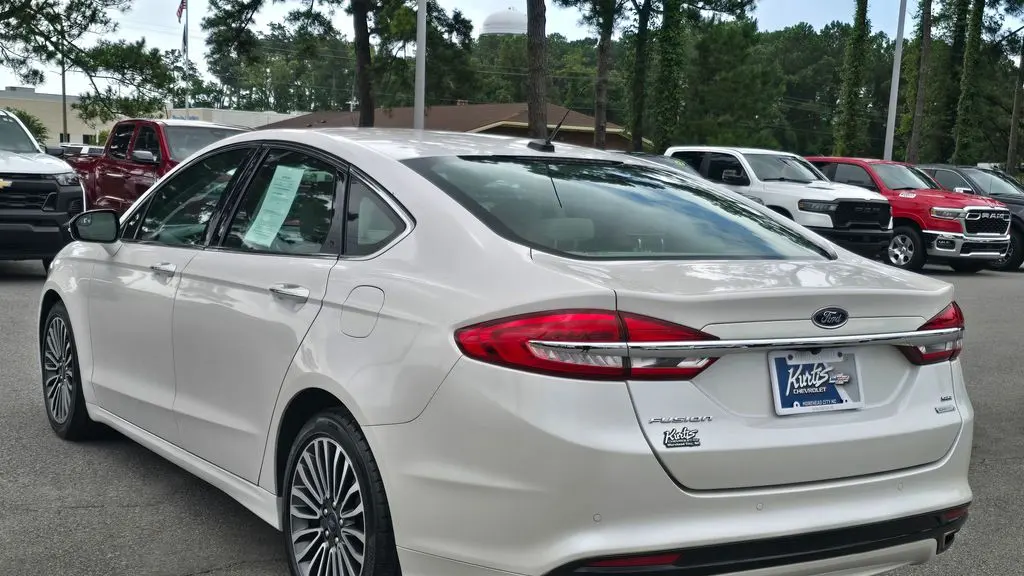 2017 Ford Fusion SE