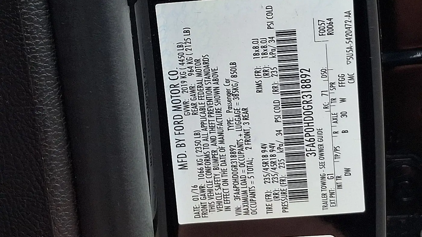 2016 Ford Fusion SE