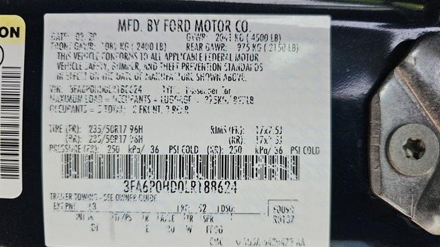 2020 Ford Fusion SE