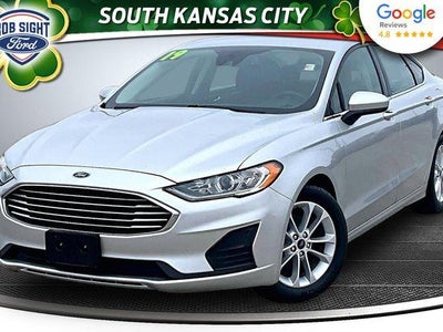 2019 Ford Fusion SE 4DR Sedan