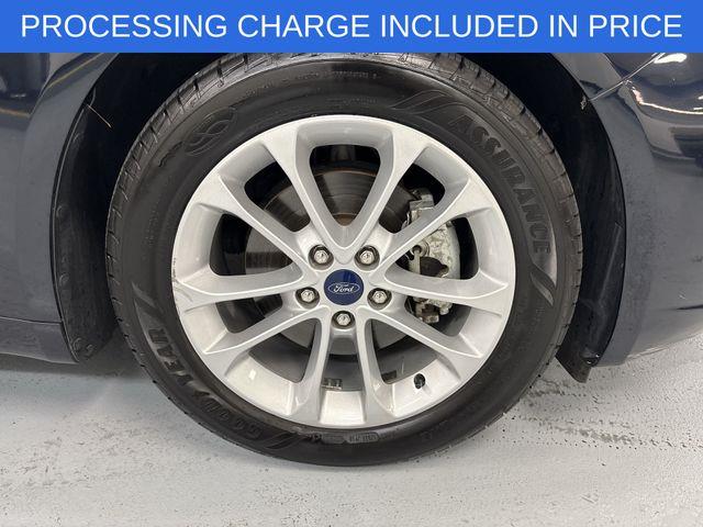 2020 Ford Fusion SE — photo 1 of 36