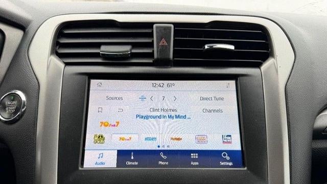 2020 Ford Fusion SE