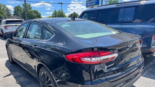 2020 Ford Fusion SE