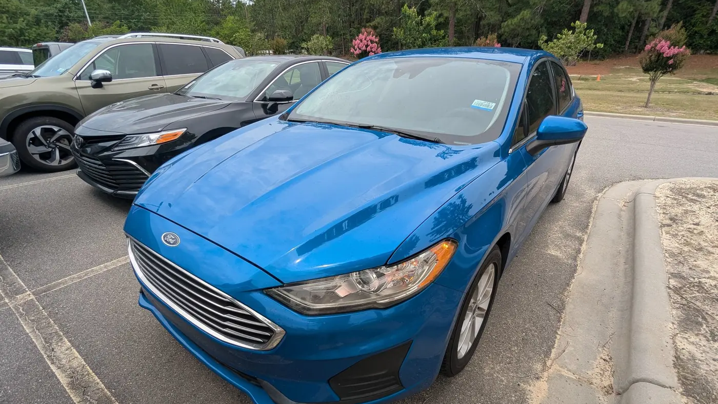 2020 Ford Fusion SE