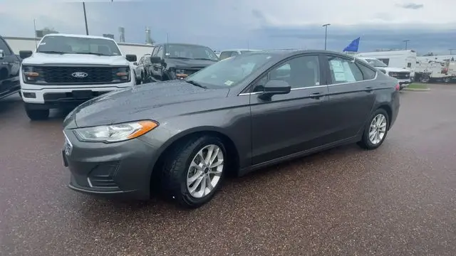 2020 Ford Fusion SE