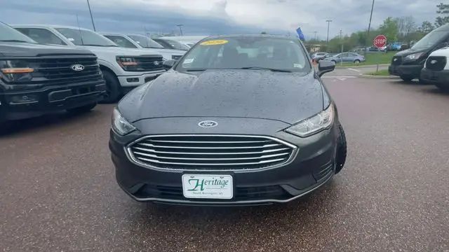 2020 Ford Fusion SE