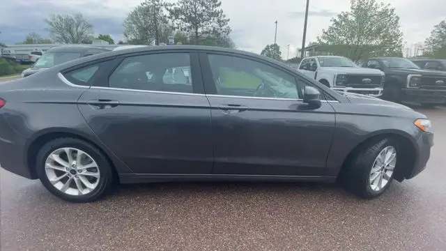 2020 Ford Fusion SE