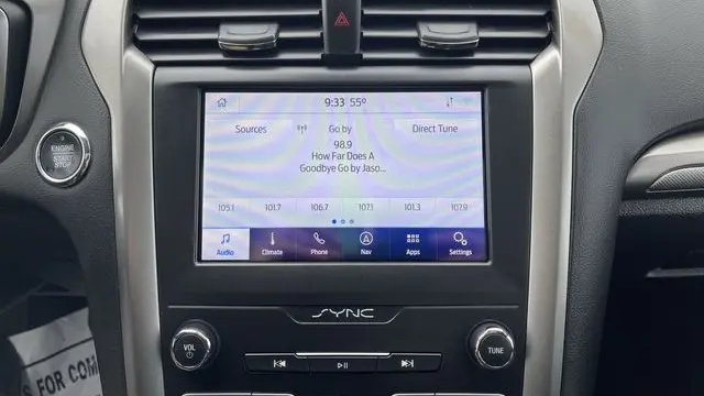 2020 Ford Fusion SE