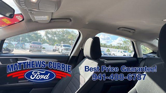 2020 Ford Fusion SE