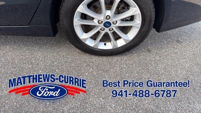 2020 Ford Fusion SE