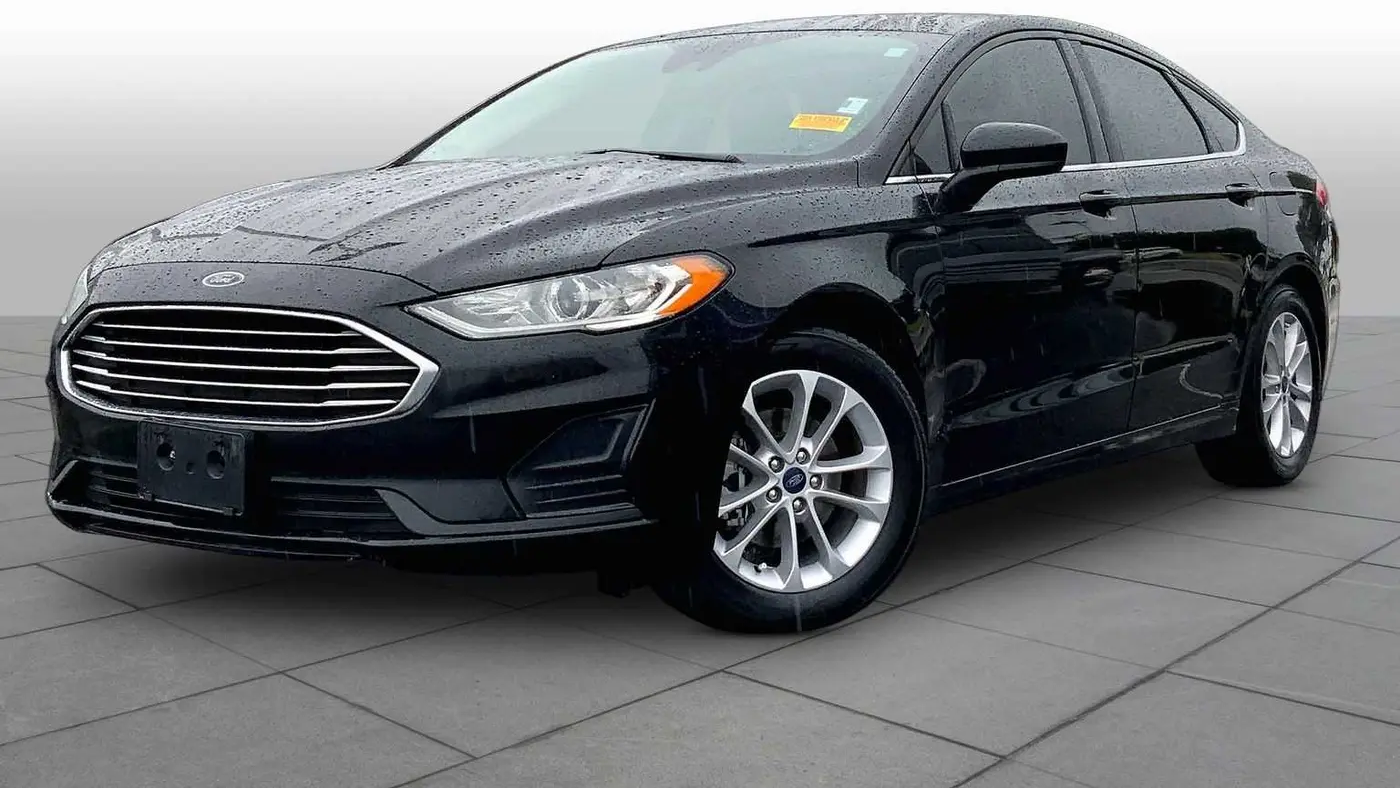 Preowned 2020 Ford Fusion SE for Sale