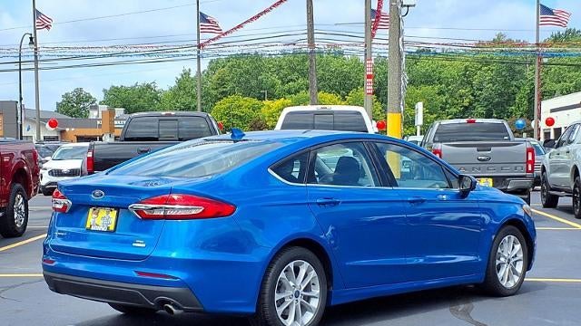 2020 Ford Fusion SE