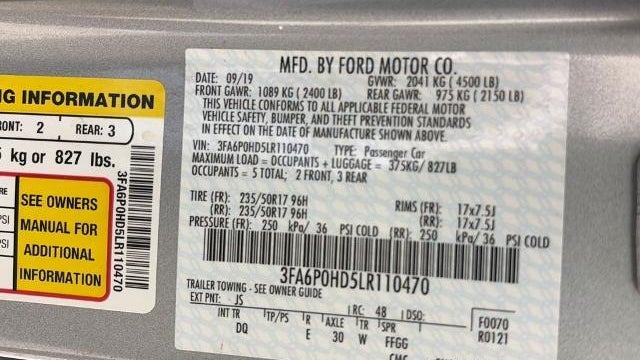 2020 Ford Fusion SE