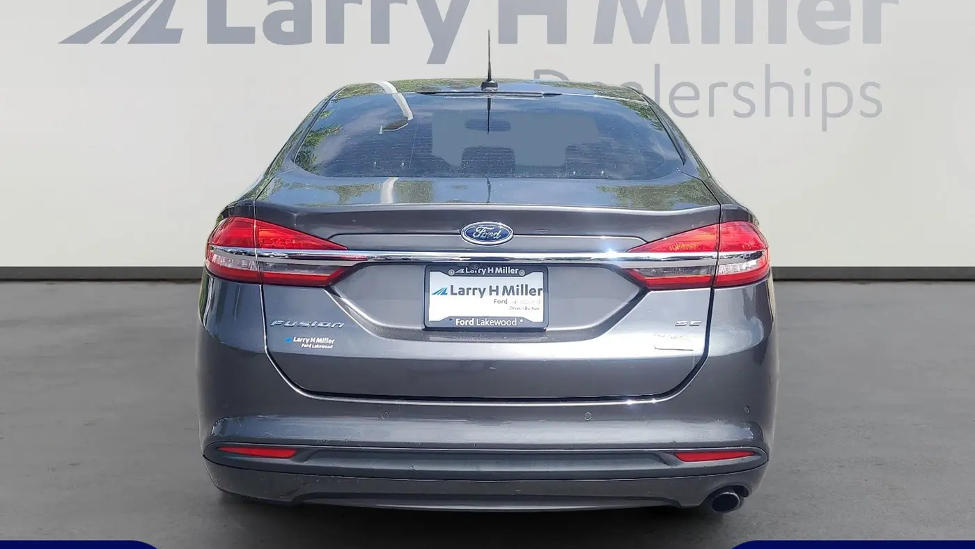 2017 Ford Fusion SE