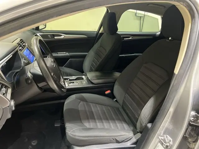 2020 Ford Fusion - $14,015