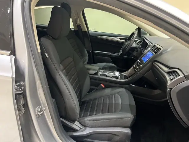 2020 Ford Fusion - $14,015