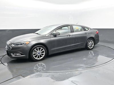 2017 Ford Fusion SE 4DR Sedan