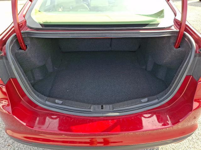 2015 Ford Fusion - $10,000