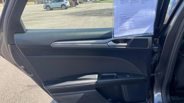 2020 Ford Fusion SE