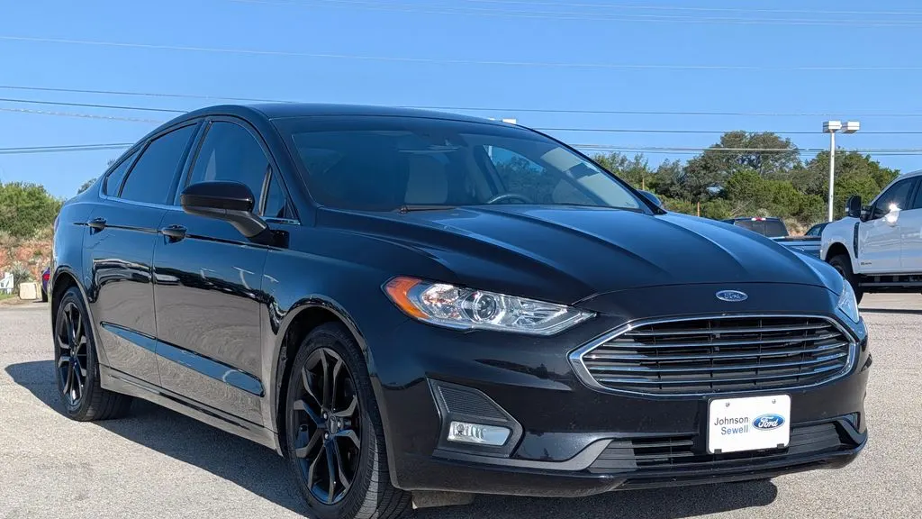 Preowned 2019 Ford Fusion SE for Sale