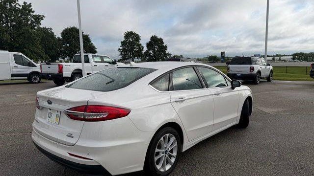 2020 Ford Fusion Hybrid SE