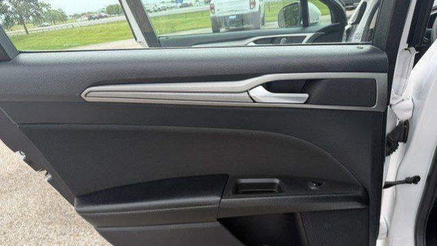 2020 Ford Fusion Hybrid SE