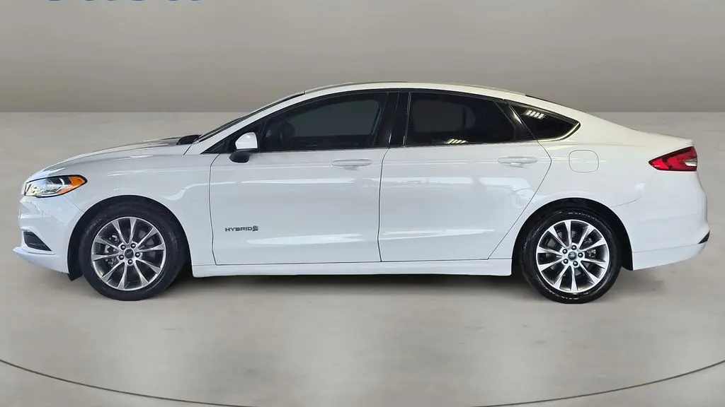 2017 Ford Fusion Hybrid SE