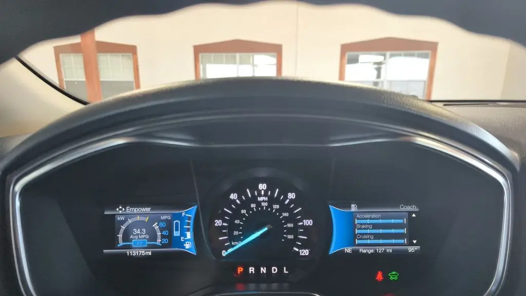 2017 Ford Fusion Hybrid SE